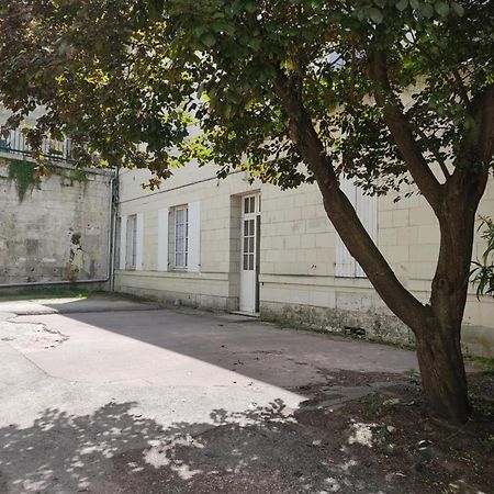 Appartement Avec Parking Prive Saumur Dış mekan fotoğraf